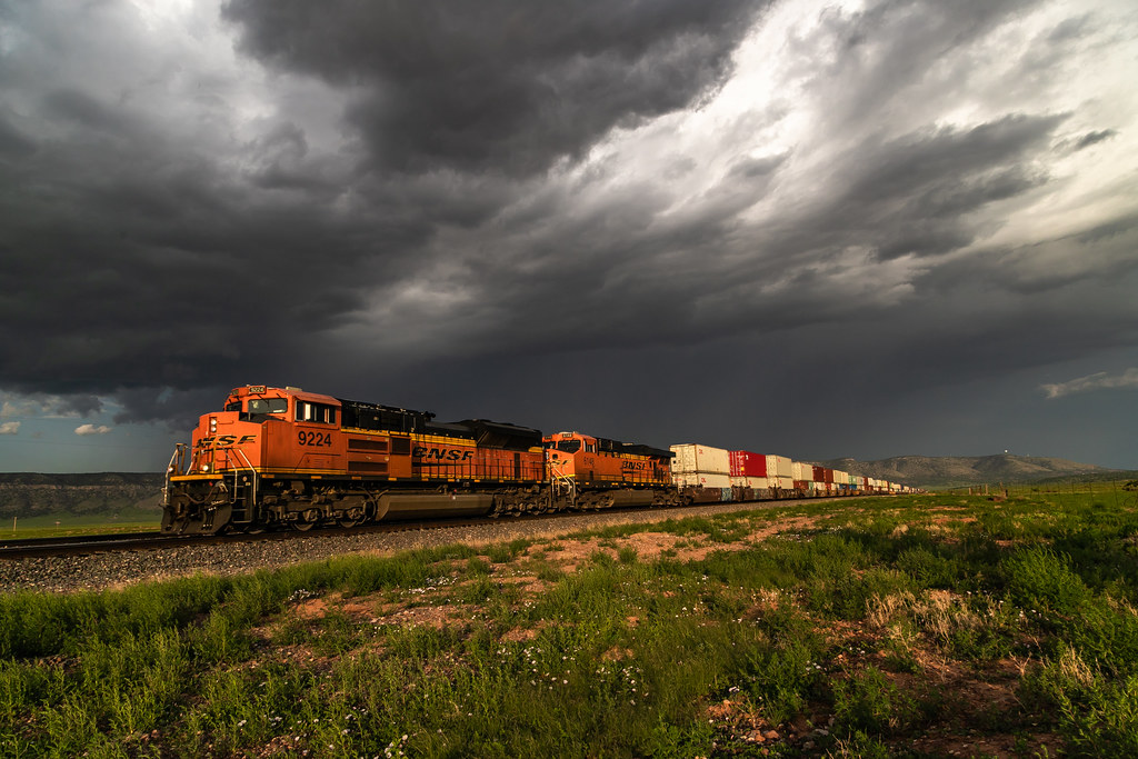 BNSF 9224 West, Audley, Az. Jake Siegel Flickr