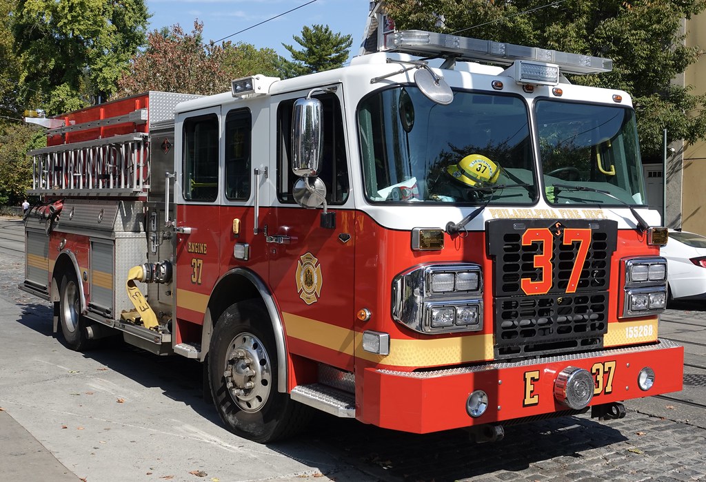PFD Engine 37 | Philadelphia Fire Department Engine 37 2015 … | Flickr