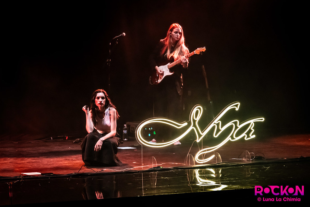 Nya Lindsey Stirling + Nya in concerto al Teatro Arcimbold… Flickr