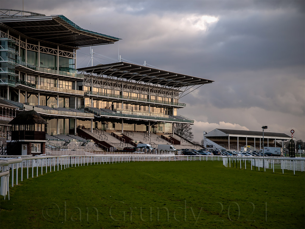 York Racecourse 1140 York Racecourse the Knavesmire stand … Flickr