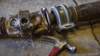 Step-by-Step: Replacing the Carrier Center Bearing on a 1st gen Tacoma