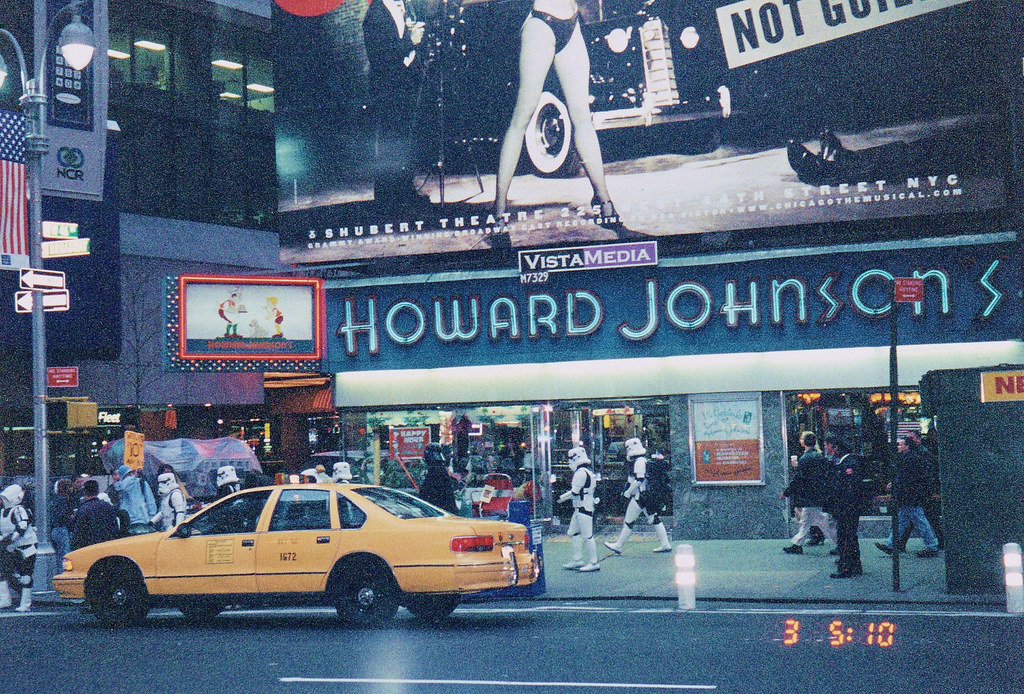 Howard Johnson's NYC Times Square HoJo's Halloween 2001 Flickr