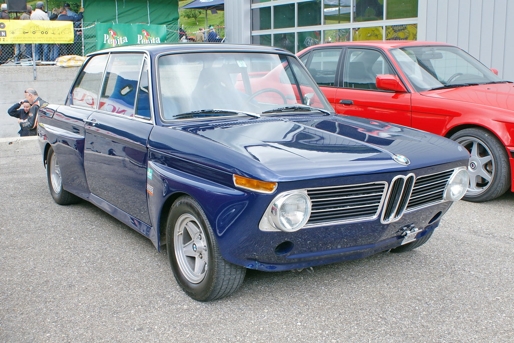 BMW 2002 19661977 19.6.2011 0398 BMW made in Germany . Kl… Flickr