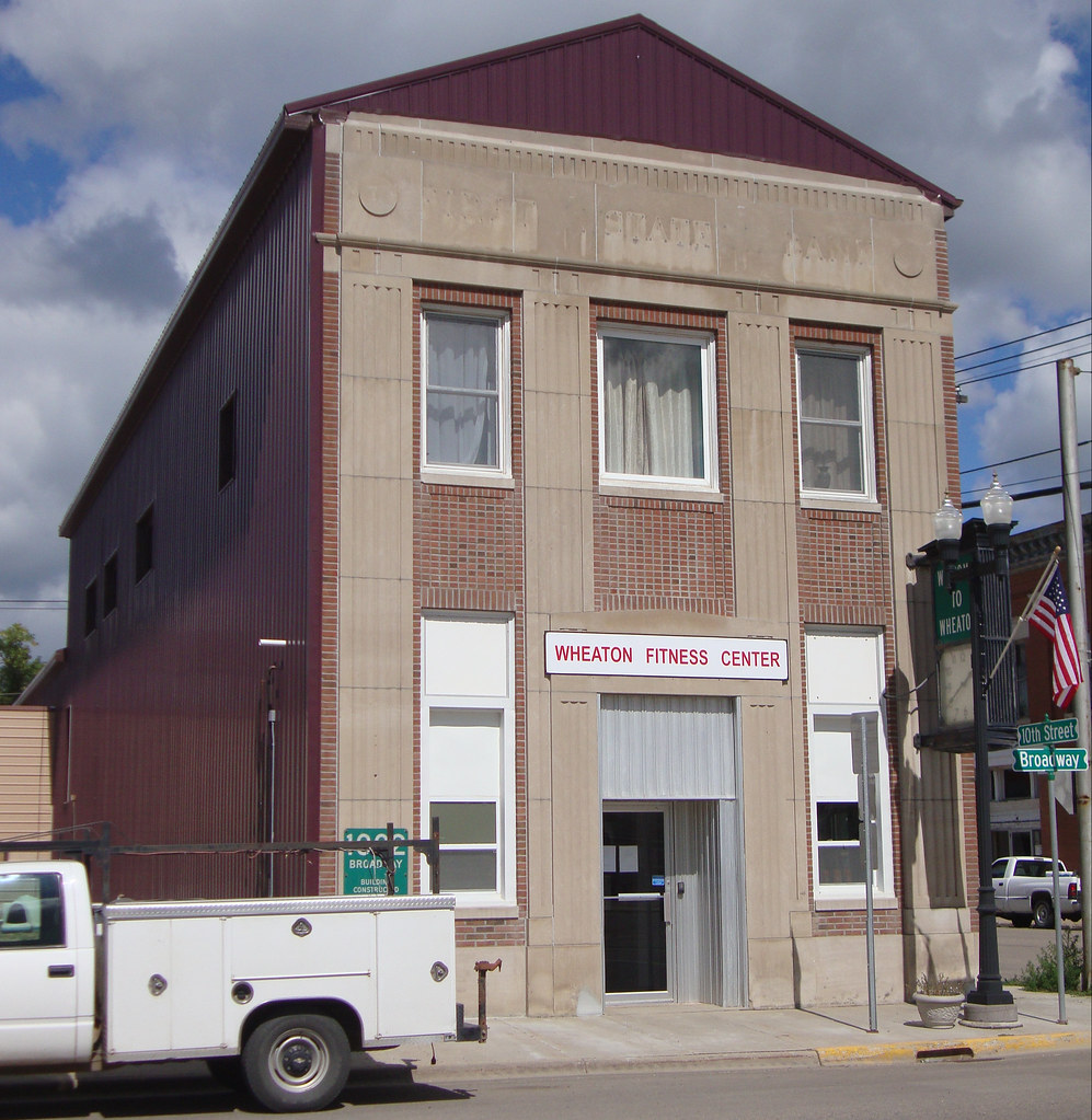 Old First National Bank (Wheaton, Minnesota) Wheaton is th… Flickr