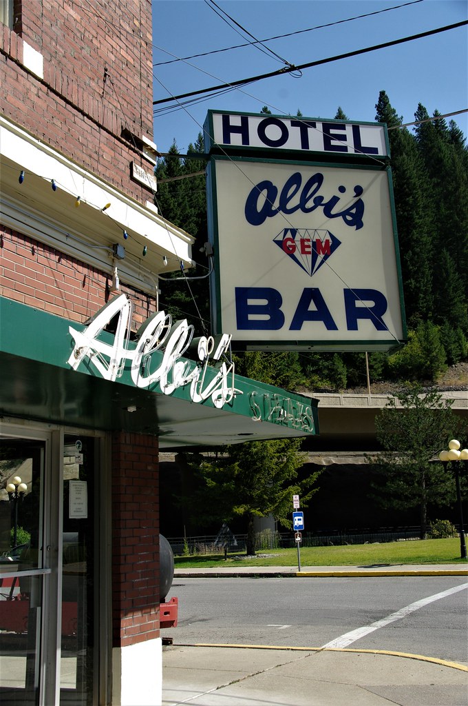 Albi's Bar Hotel, Wallace, Idaho. Vintage neon sign on P… Flickr
