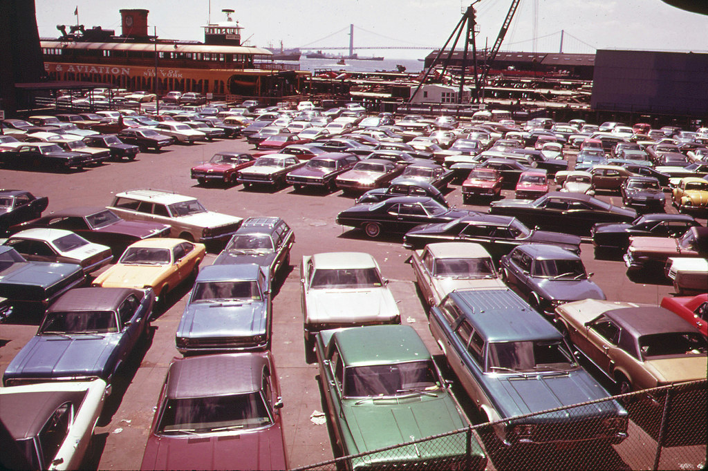 Incredibly colorful 1960s and 1970s cars at the Staten Isl… Flickr
