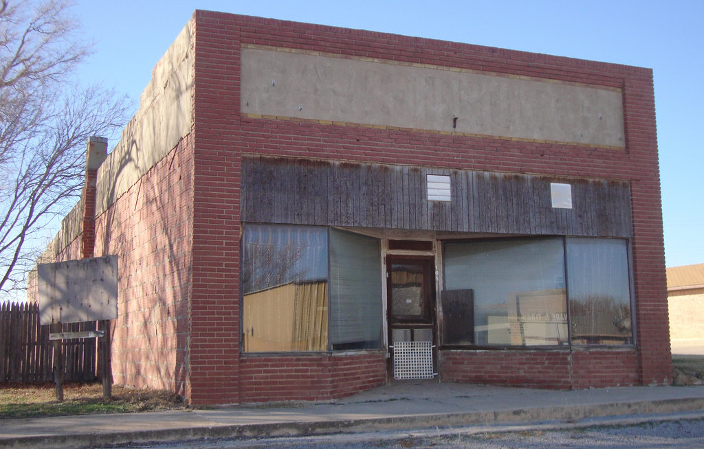 Old Drug Store (Sharon, Oklahoma) Sharon is a small commun… Flickr