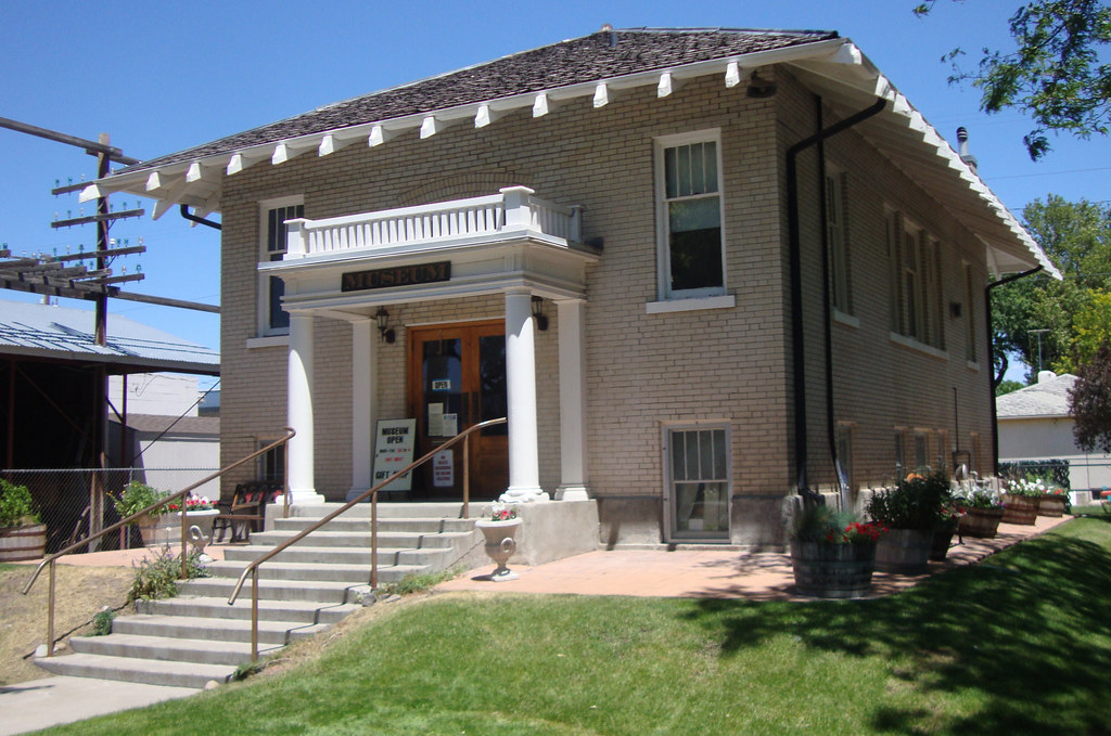 Old Carnegie Library (Mountain Home, Idaho) The funding fo… Flickr