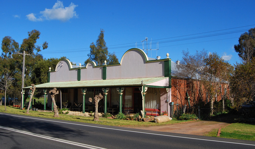Old Shops, Geurie, NSW Mitchell Highway, Geurie, NSW. Flickr