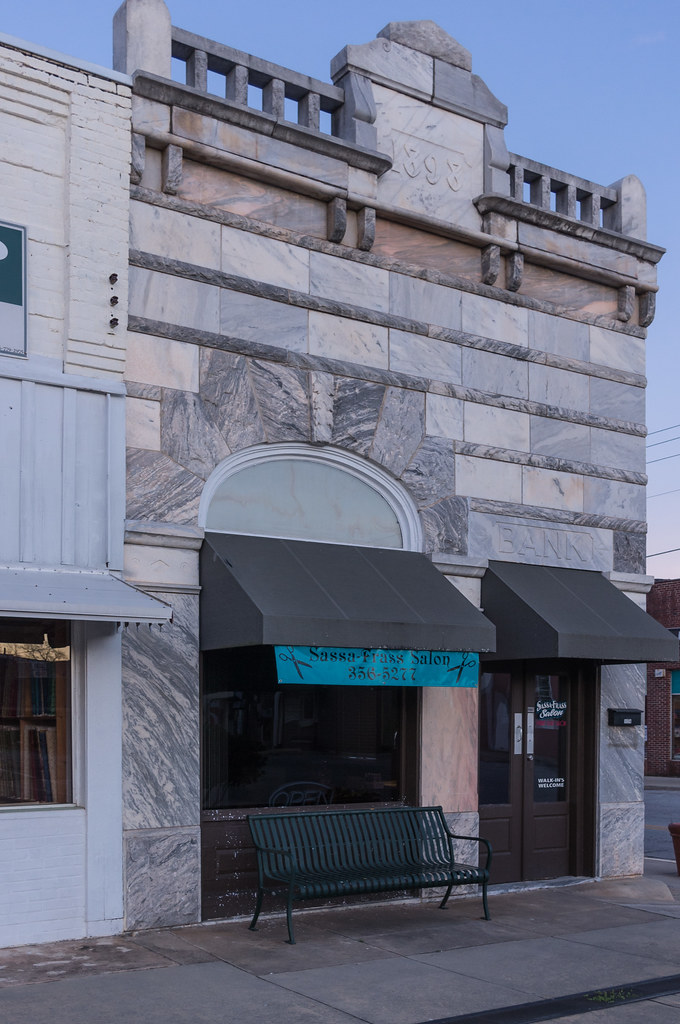 Bank (1898) Former bank building in Lavonia, jwcjr Flickr