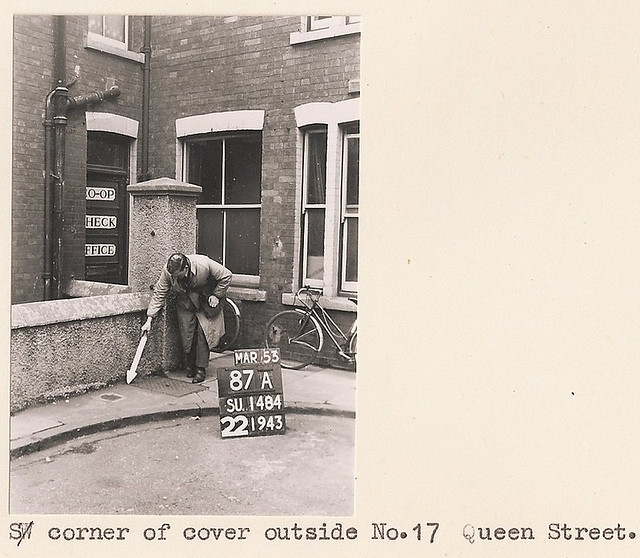 1953 No.17 Queen Street, Swindon Coop Check Office Flickr