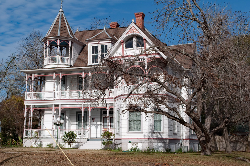 Brenham, Texas Attractive home in Brenham, Texas stevesheriw Flickr