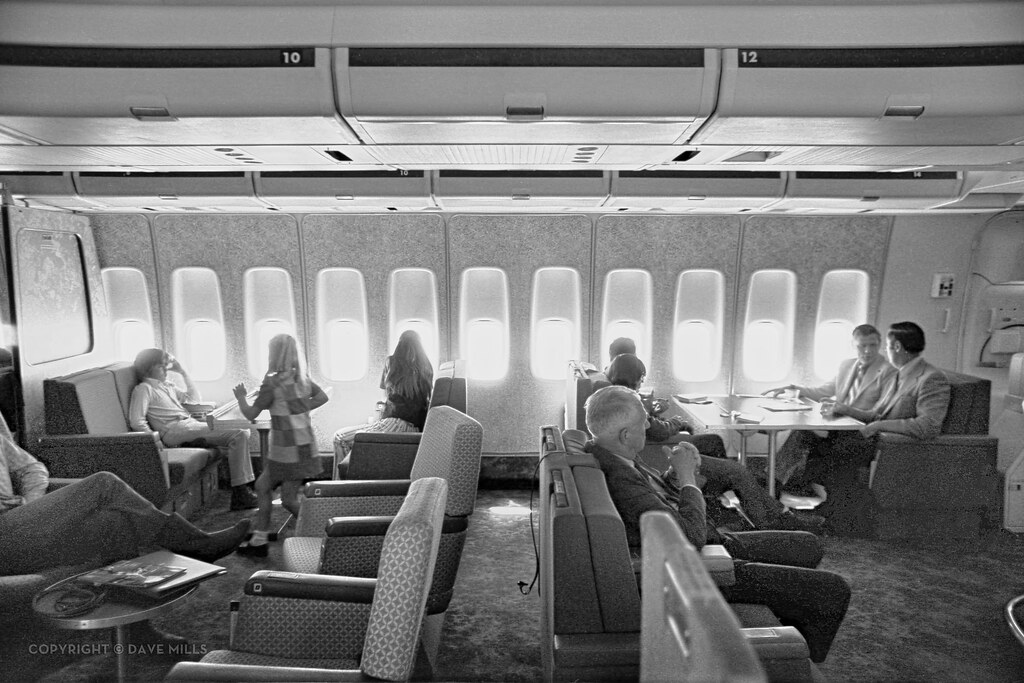 UA Friend Ship coach lounge (747122) (09) My most popular… Flickr