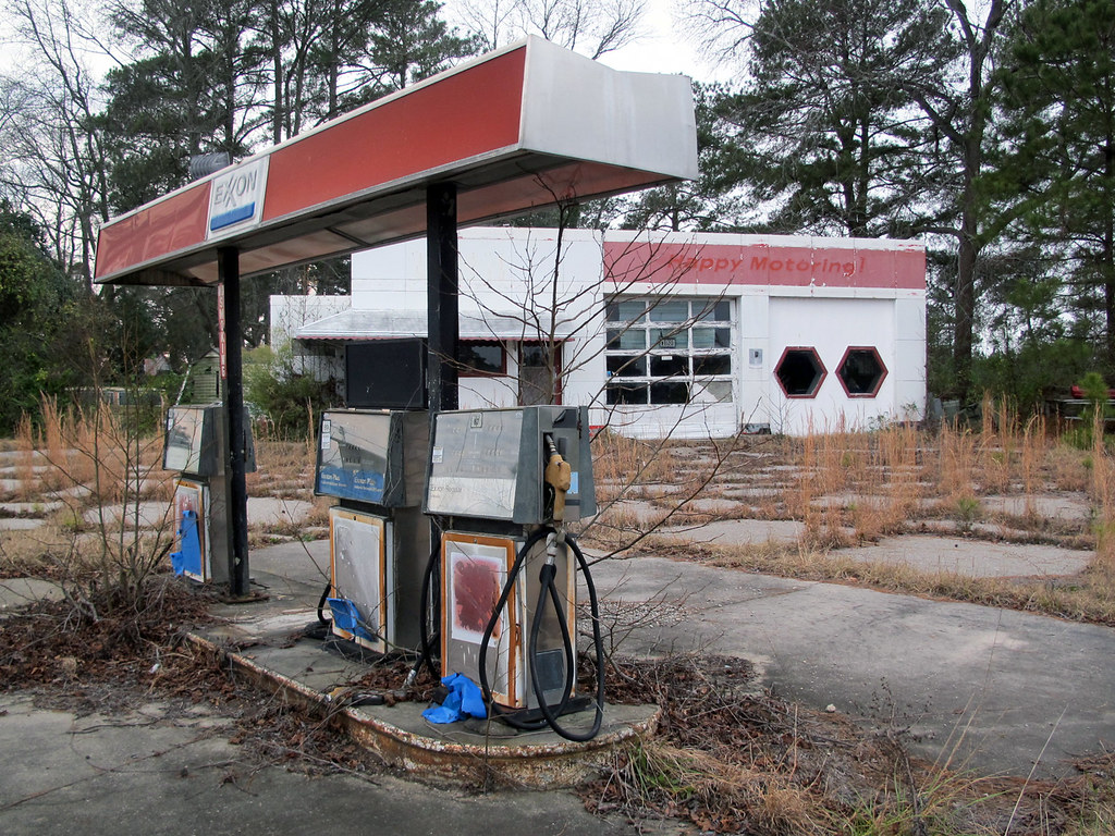 Exxon Station, Rocky Mount, NC Dean Jeffrey Flickr