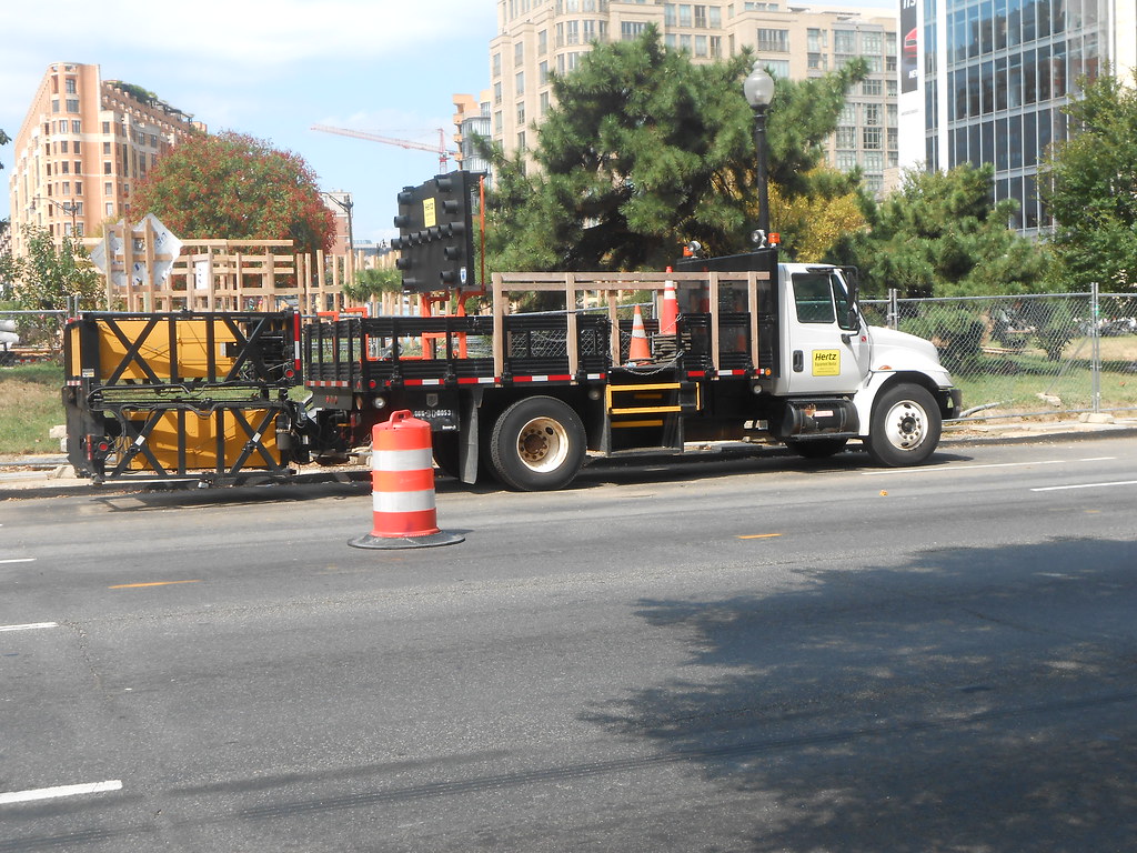 DSCN1855 TruckMounted Attenuator on a Traffic Control Tru… Flickr