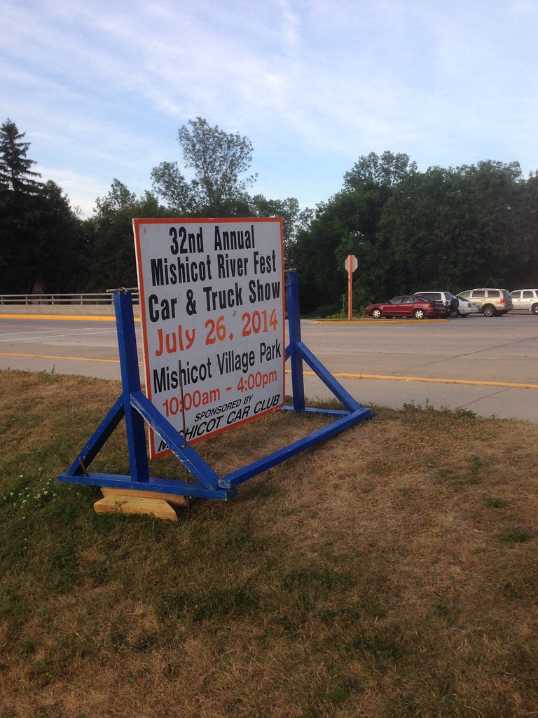 River Fest 2014 Mishicot, WI A sign advertising River Fes… Flickr