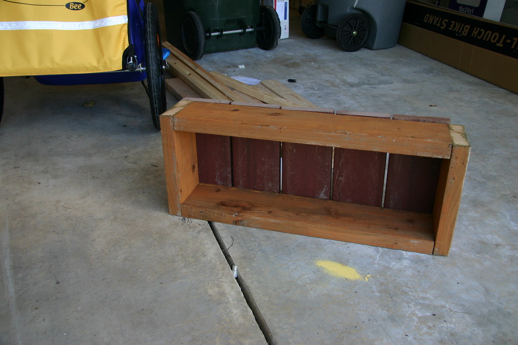 practice deck, underside Underside of the practice deck Flickr
