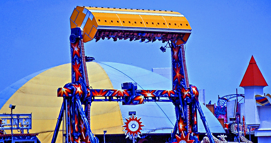 Carnival Ride, Lahaska, Pennsylvania On April 1, 1994, I p… Flickr