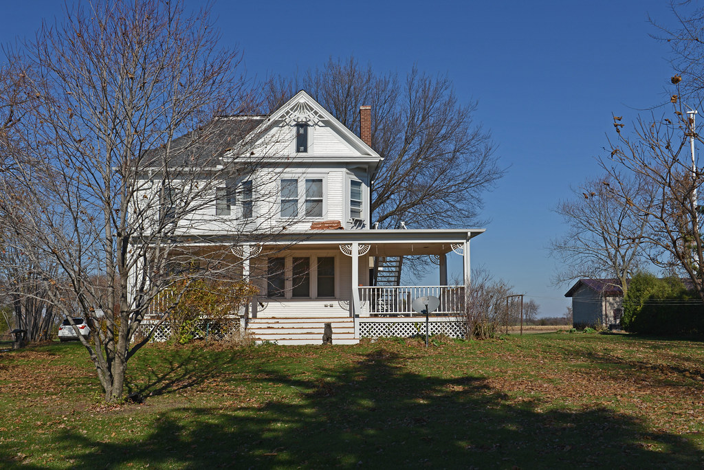 D6H_3822 Farm house WI State Route 20 Racine County WI 42.… Flickr