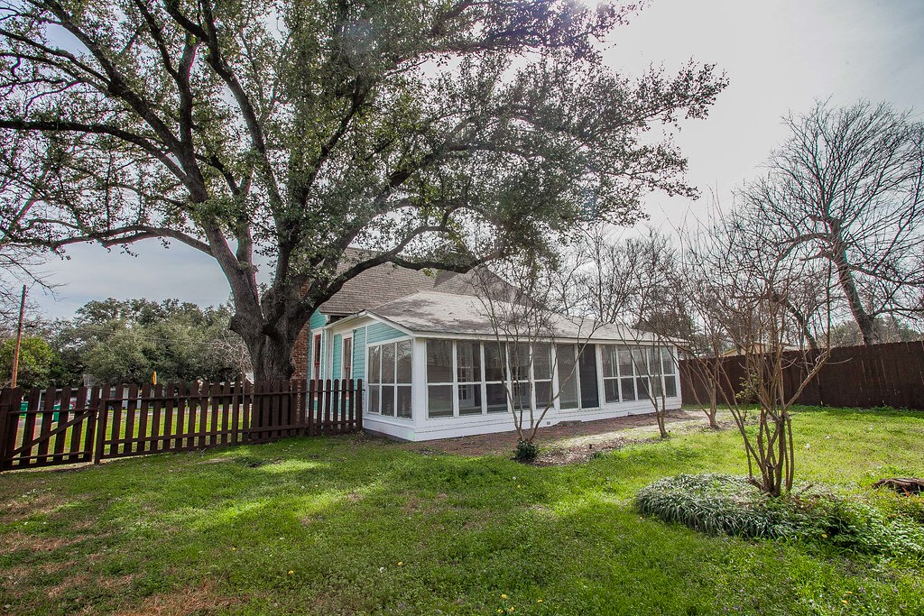 354318 1126 Wall Street Belton, TX Brent Eckley Flickr