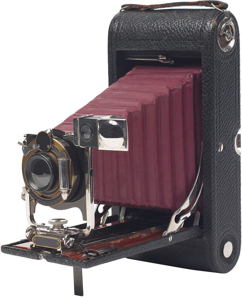 Folding bellows camera_6012006762_l Ian Campbell Islip Flickr
