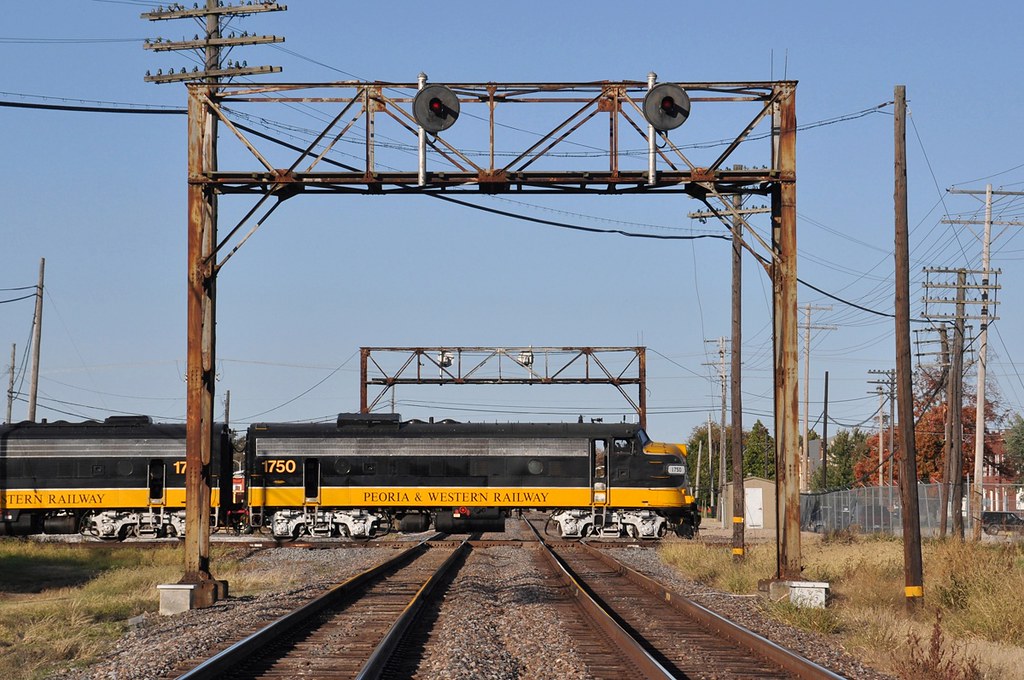 Peoria & Western 1750 1752 Bushnell IL After exchanging ca… Flickr