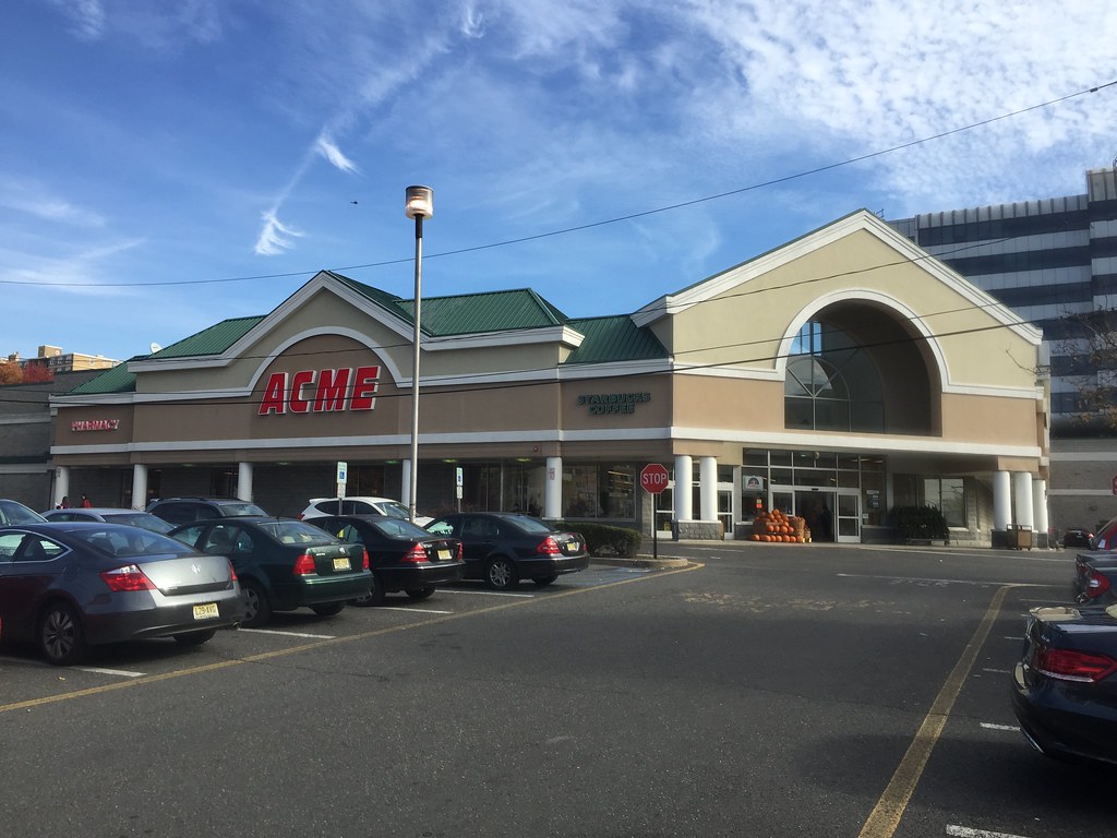 Acme/Former A&P/Food Emporium Fort Lee, NJ Dan Asnis Flickr