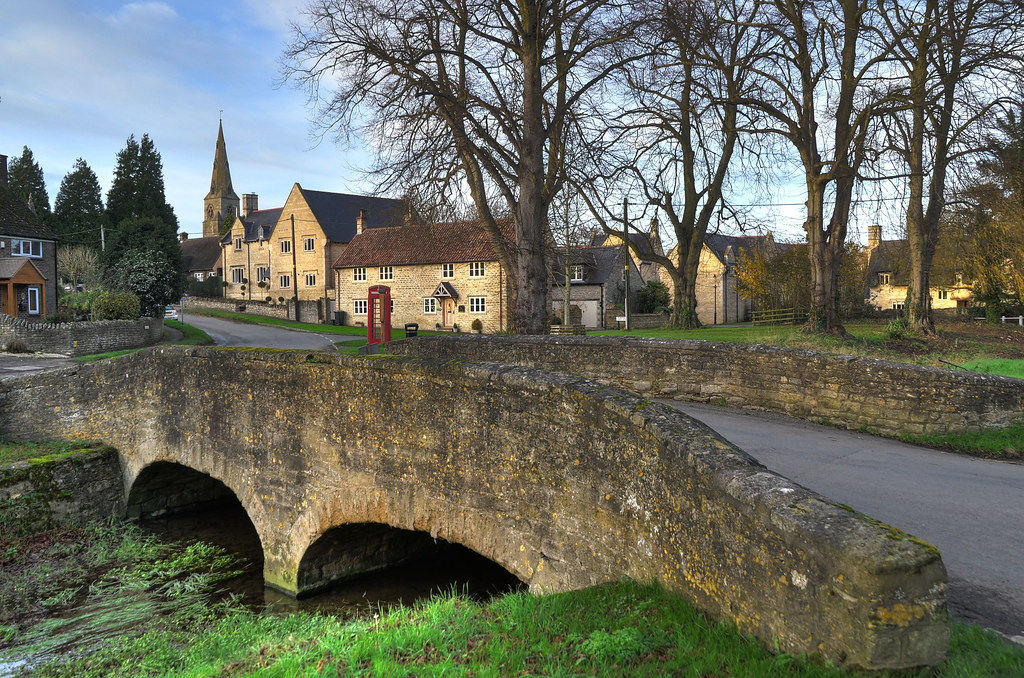 Barnwell, Northamptonshire The village of Barnwell near Ou… Flickr