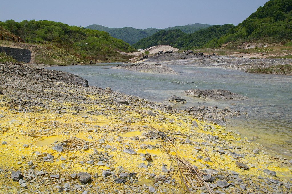 hot spring (Osorezan) 3 sulfur and river tsuda Flickr