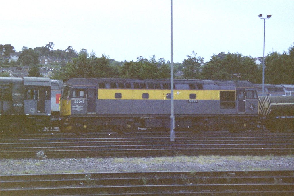 BR Civil Engineers Livery 33047. Bristol Bath Road Depot. Flickr