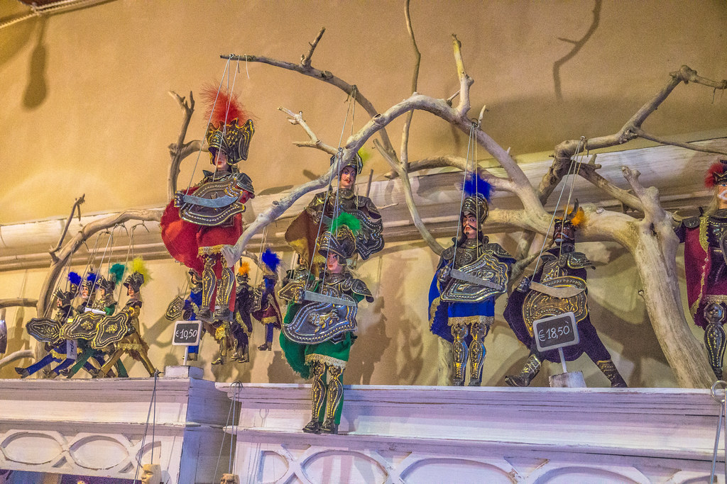 Siracusa104Edit Puppets Graeme Churchard Flickr