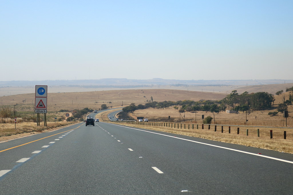 Mpumalanga Hinter Emalahleni (Witbank) verläuft die N4 be… Flickr