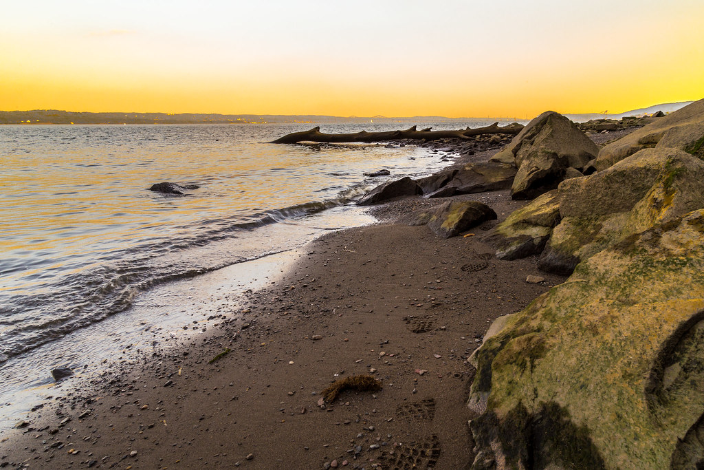 Nyack beach park Hudson River shoreline near sunset Ronny Mariano