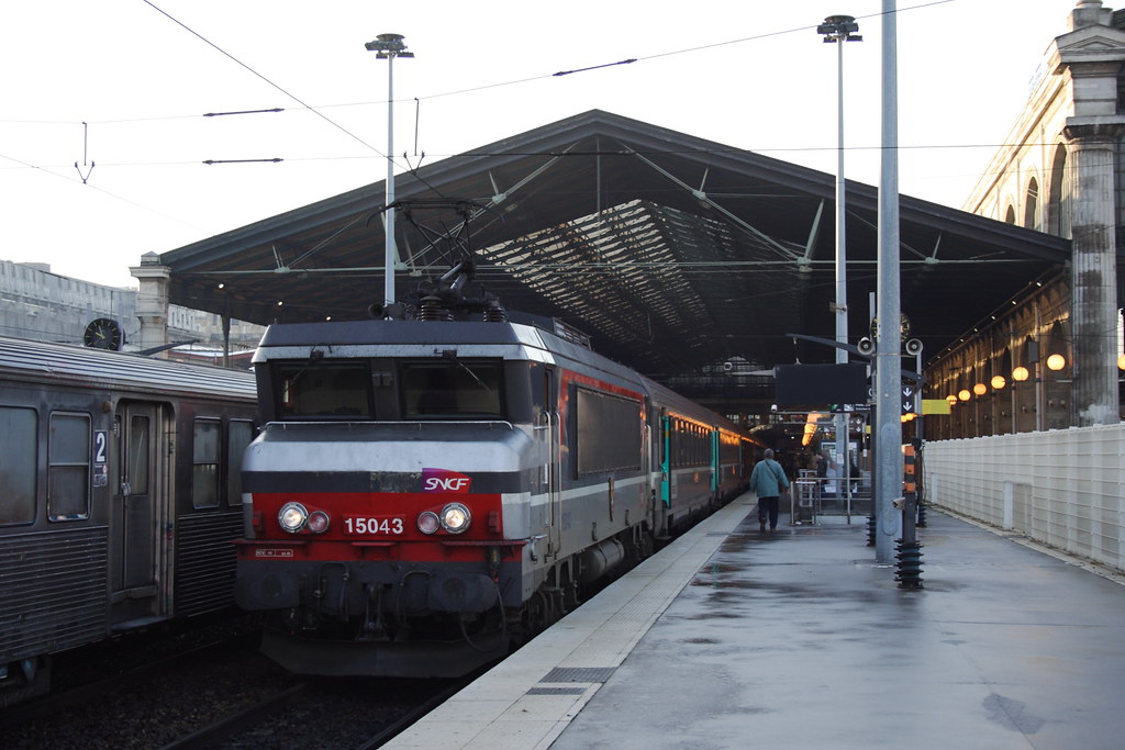 20071212 003 Paris Nord. 15043 'MAIZIÈRESLÈSMETZ' Train … Flickr
