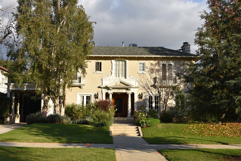 Schiff House, Meyer & Holler 1917 The Milwaukee Building C… Flickr