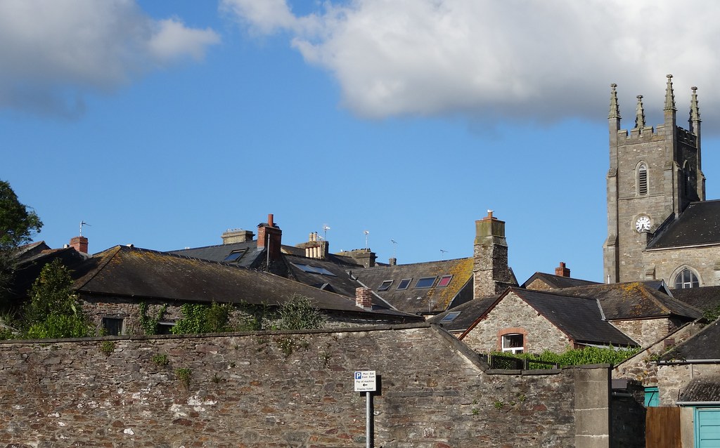 Bridgetown roofscape Brisgetown in Totnes from the junctio… Flickr