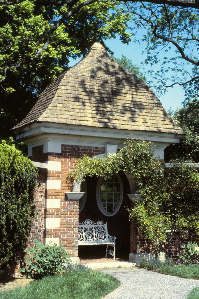 NYC_Old Westbury_070 Old Westbury Gardens, Westbury, New Y… Flickr