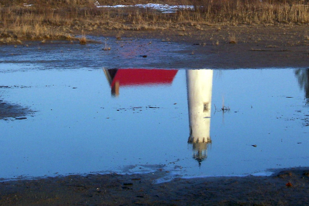 East Tawas reflected Reflection of the East Tawas Lighthou… Flickr