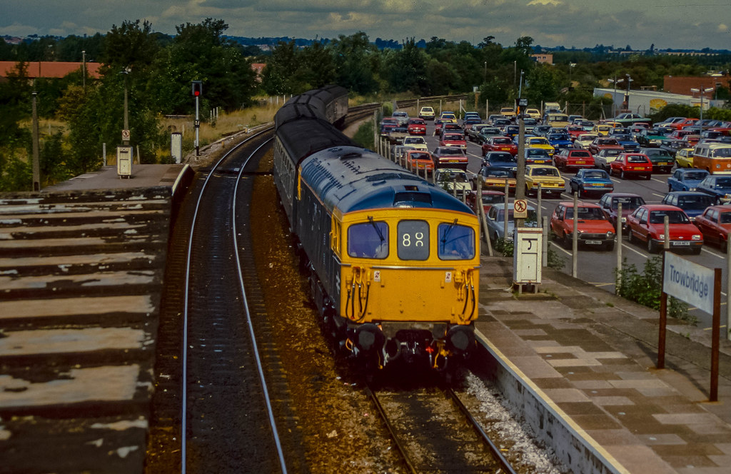 33101, Trowbridge 1O36 1010 CardiffPorsmouth Tony Marsden Flickr