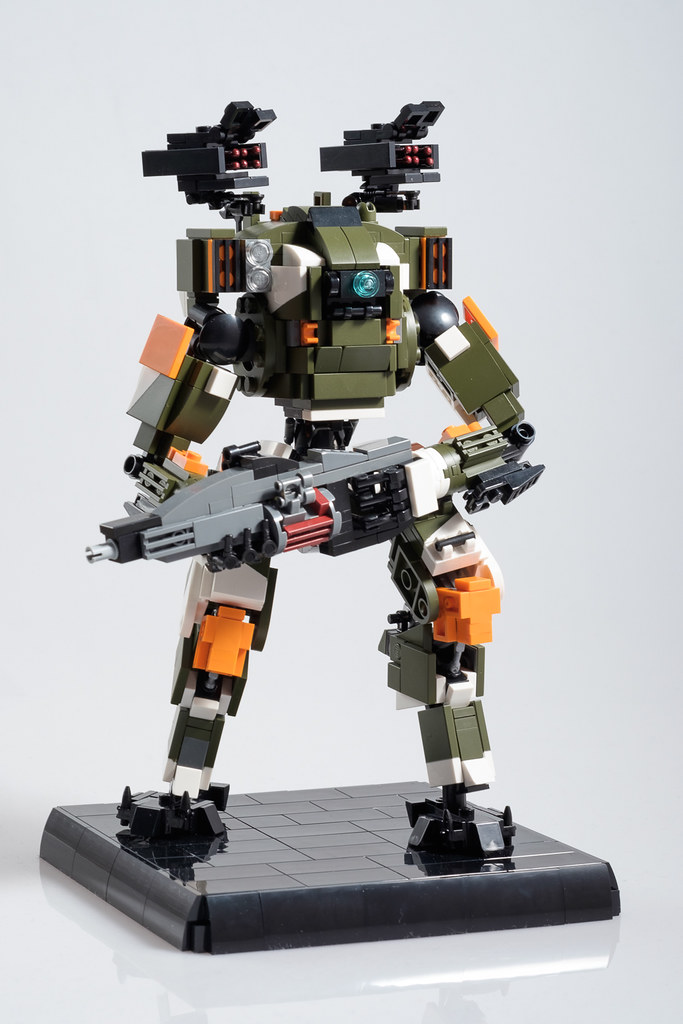 BT-7274 (from "Titanfall 2") - a photo on Flickriver