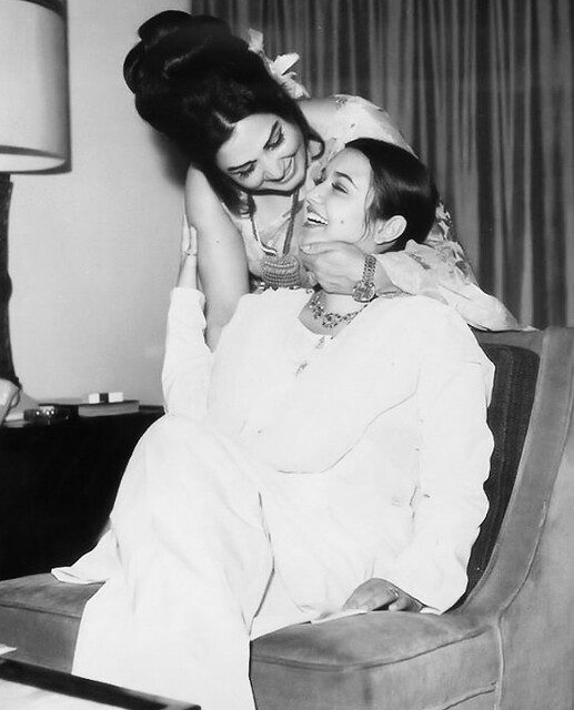Noor Jahan with daughter Zille Huma a photo on Flickriver
