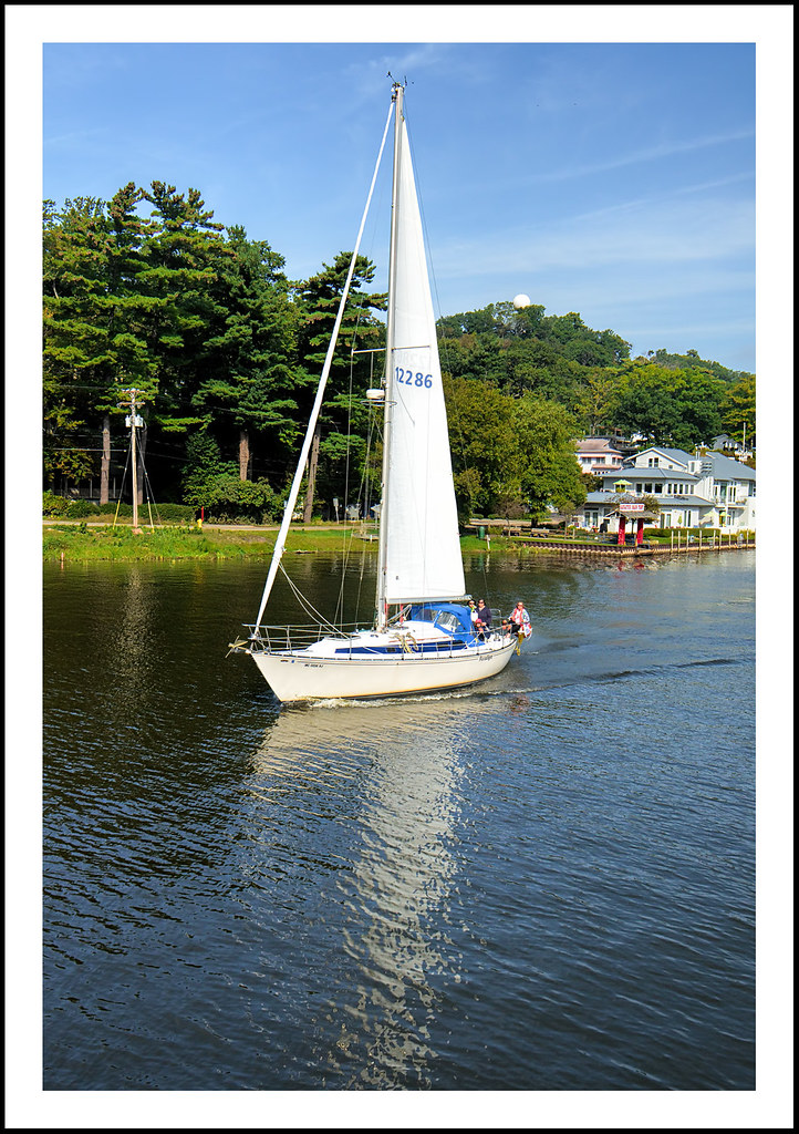 Sailing the Calm Waters of the Kalamazoo River a photo on Flickriver