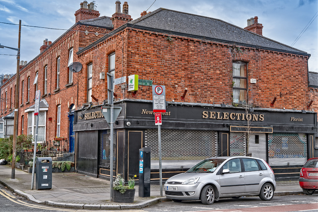 BERKELEY ROAD [ SELECTIONS NEWSAGENT ]125338 William Murphy Flickr