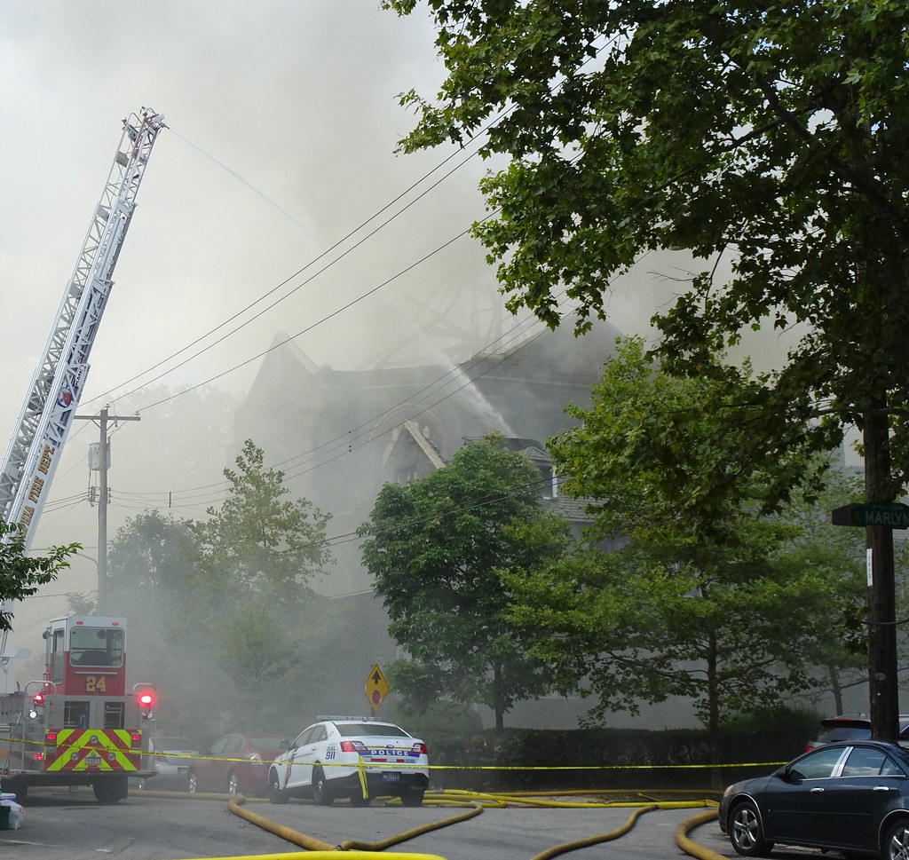 PFD 4 Alarm Church Fire Philadelphia Fire Department 4 Ala… Flickr