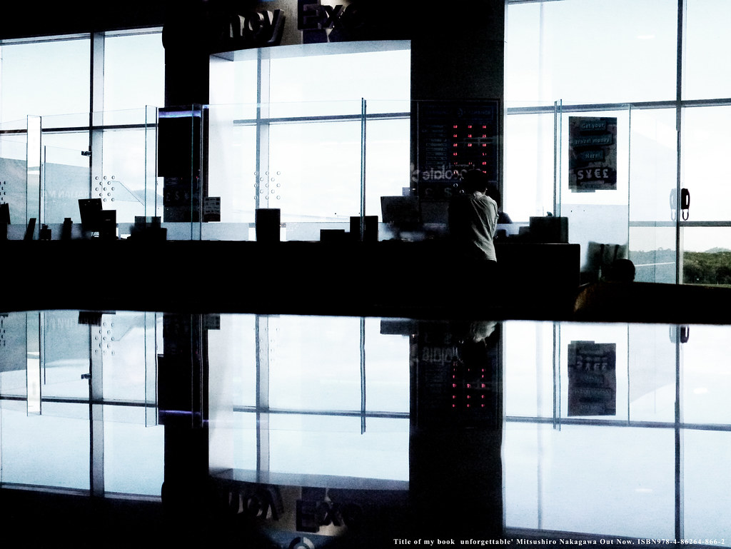 Airport glass. title. Airport glass. Cairns,Australia, 201… Flickr