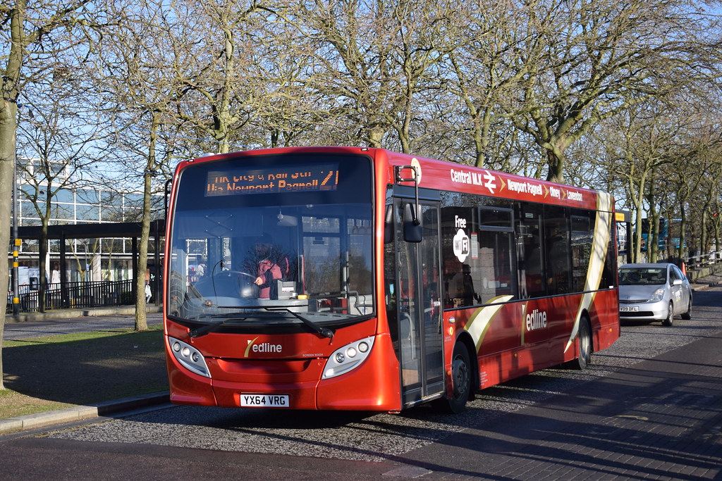Redline Buses YX64 VRG Redline Buses, Aylesbury ADL Enviro… Flickr