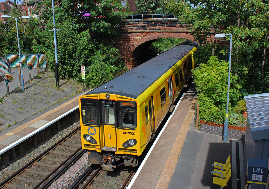 507009 Orrell Park. Despite being in a builtup area the… Flickr