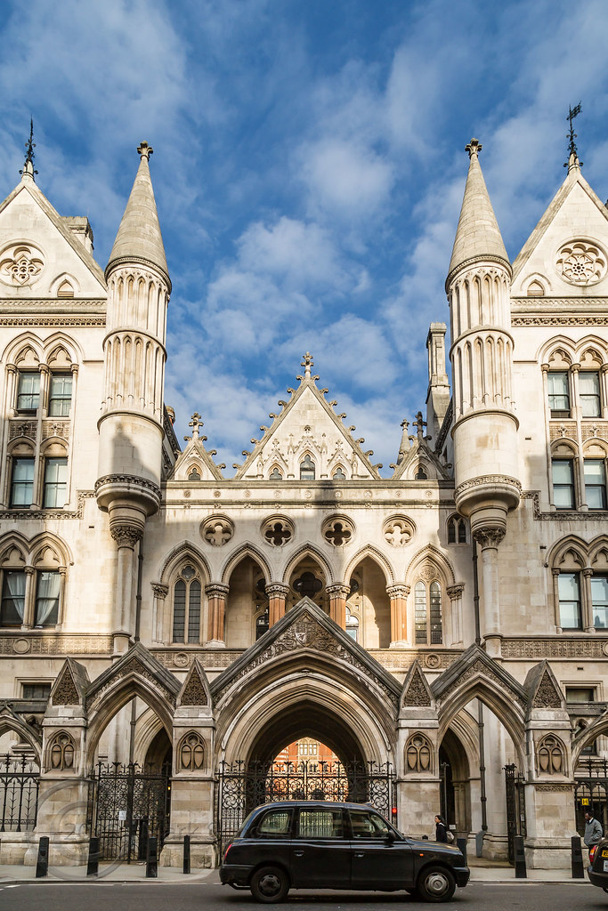 London Nov 2015 (1) 835 The Royal Courts of Justice Flickr