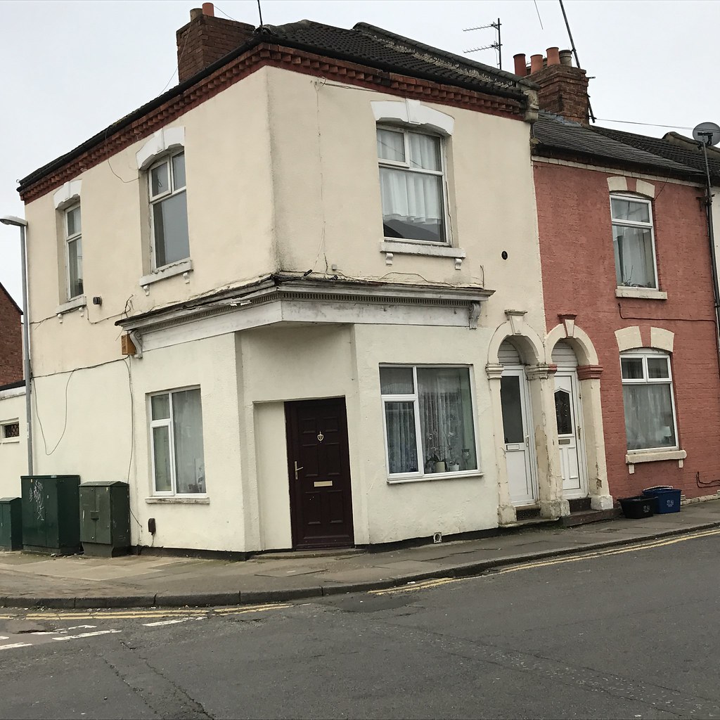 Former corner shop, 46 Overstone Road, Northampton, NN1 3J… Flickr