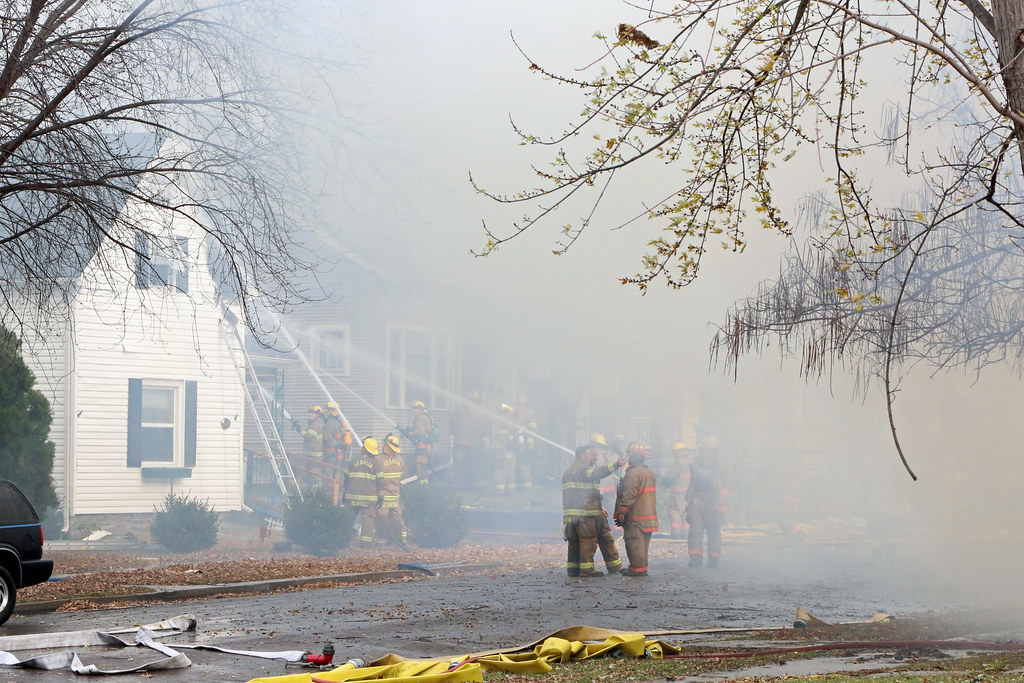 Three House Fire Thanksgiving 2015 552e Flickr